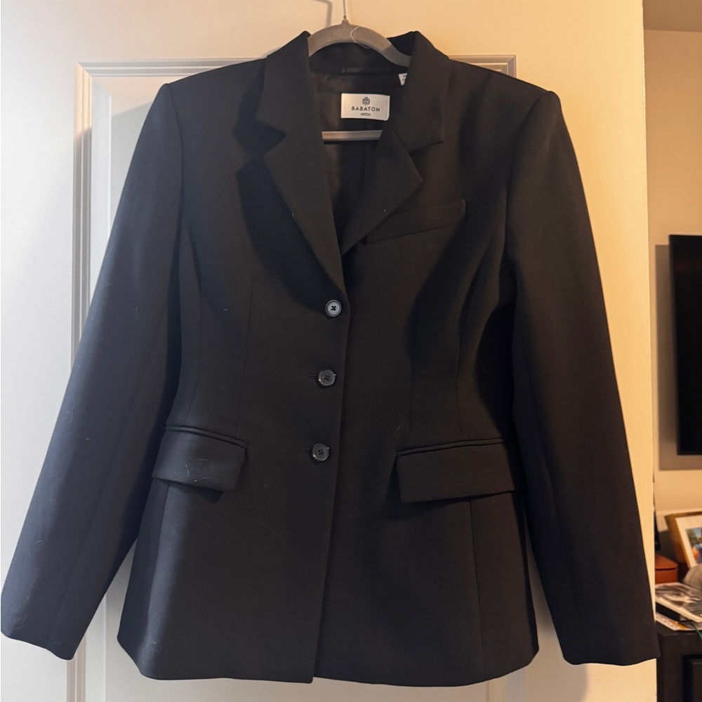 Aritzia Standout Babaton Black Blazer - sz 10